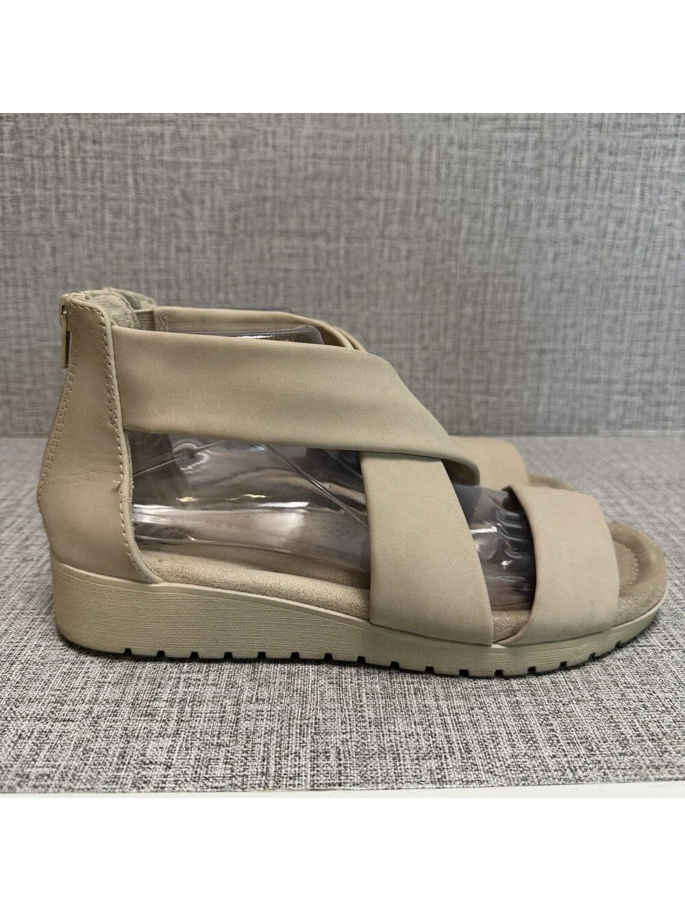 Earth Spirit Sandals Women's Size 9 Taupe Crossband Wedge Strappy Comfort Boho